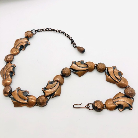 Vintage Copper Tone Unique Necklace - Picture 7 of 11